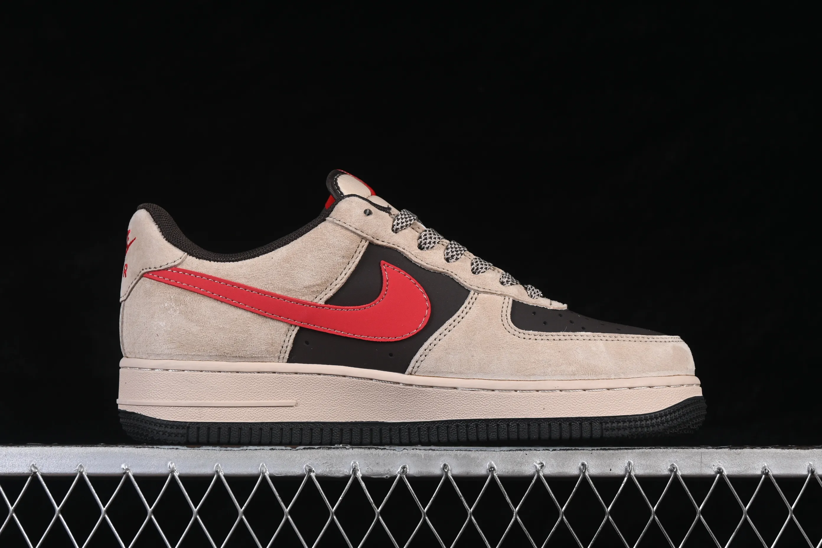 All Categories Nk Air Force 1 Air Force Series Nk Air Force 1 Low Air Force Low Nike Air Force 1'07 Low Year of the Horse Limited Light Khaki Air Force One Low Casual Shoes XD0028-020
